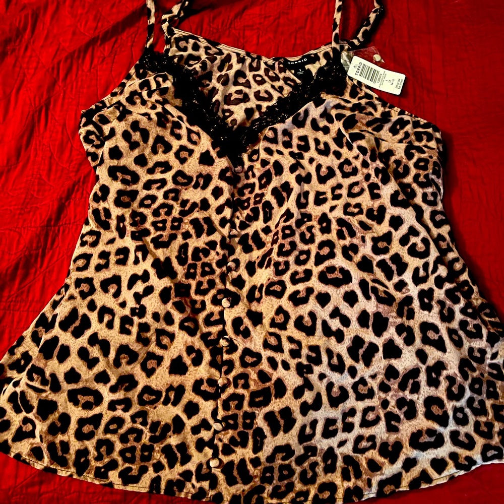 Torrid leopard print camisole with lace trim